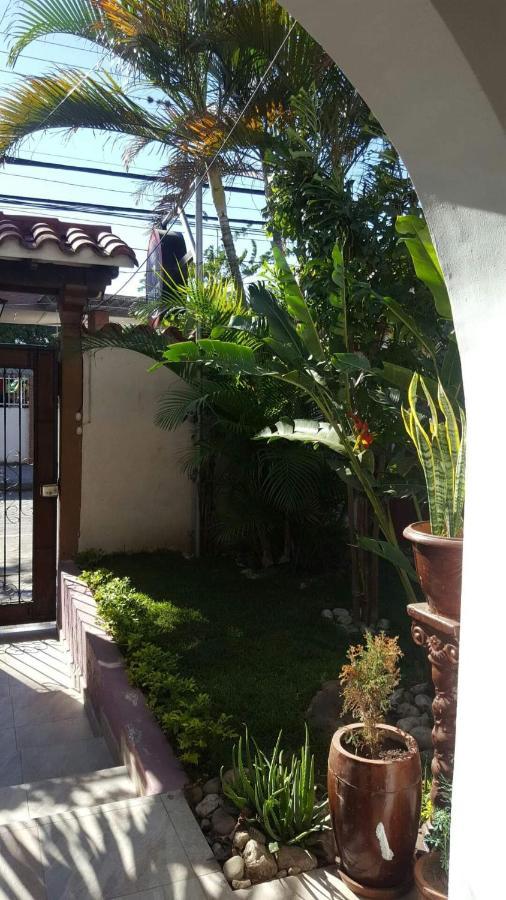 Hotel El Super 8 Santa Cruz de La Sierra Zewnętrze zdjęcie